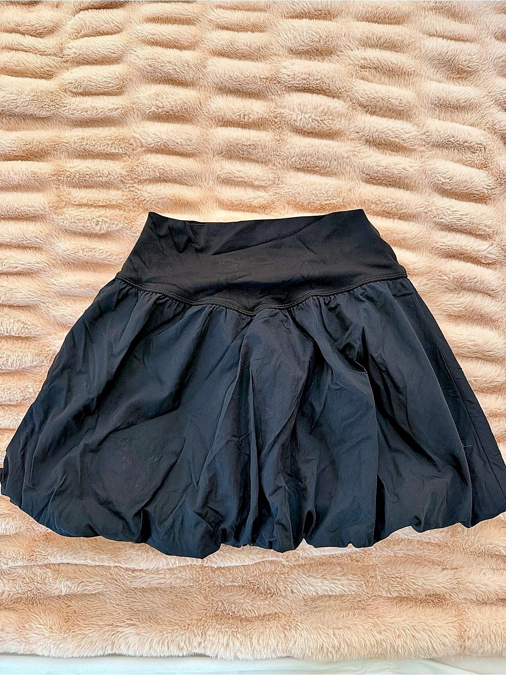 Offline Bubble-Hem High-Rise Skirt Black Mini Skirt